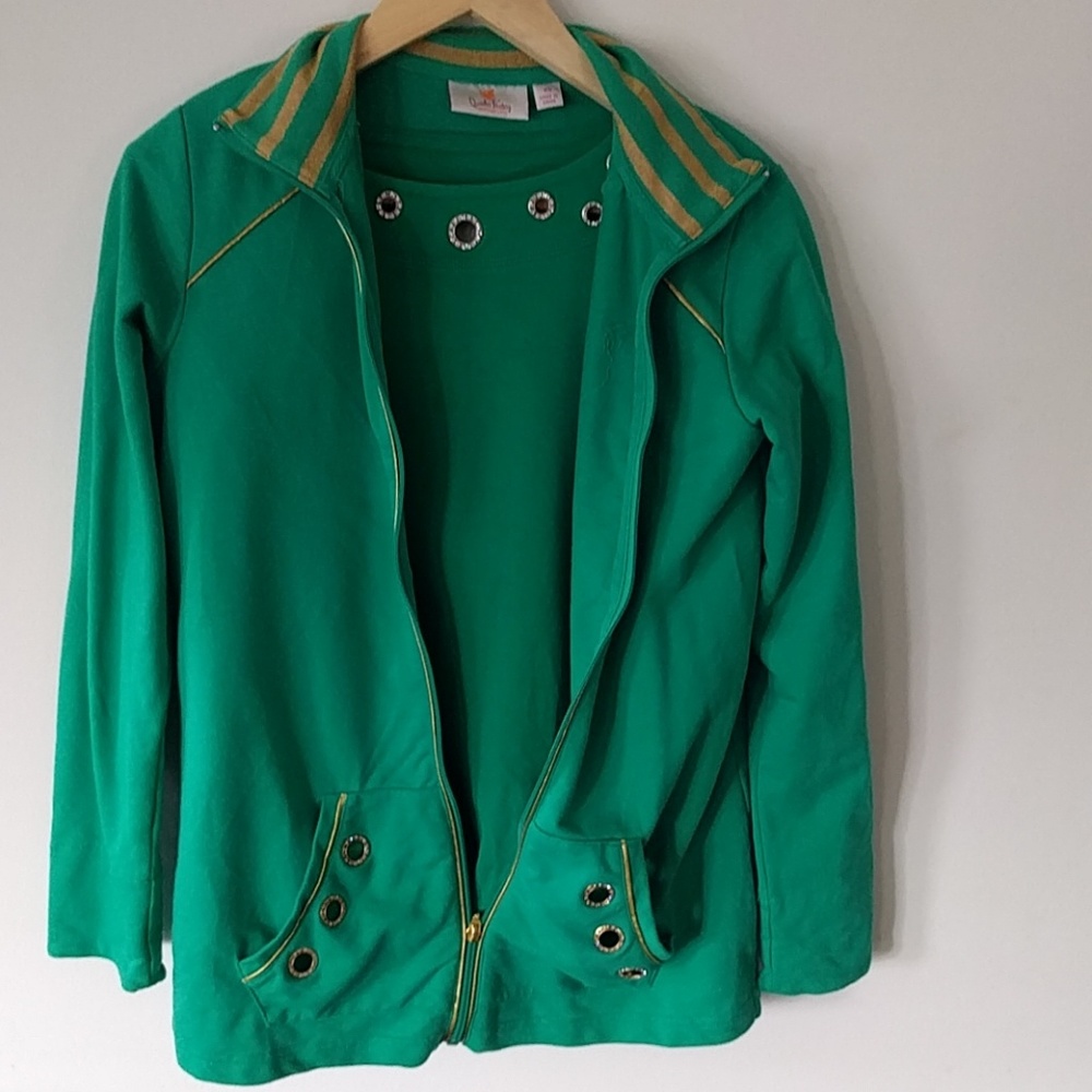 Quaker Factory 2 Piece Green Outfit